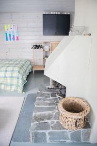 Ihana järvenranta mökki. Cottage by the lake.