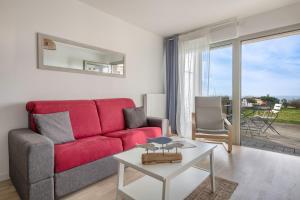 Appartement pour 4 face mer plage + piscine