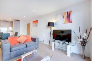 Alder House Serviced Apartment Maidenhead by 360stays