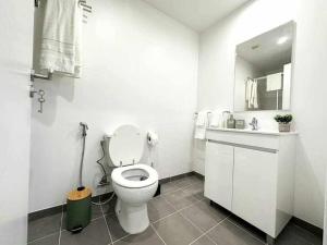 Pena Apartments - A by MTH