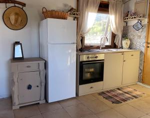 Artsy Wooden Cottage