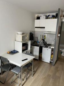 Appartement Ou chambres au Courtalon-au calme près de la gare