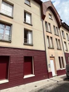 Appartement Ou chambres au Courtalon-au calme près de la gare