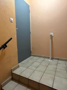 Appartement Ou chambres au Courtalon-au calme près de la gare