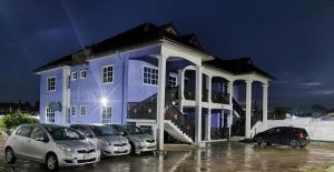 Tropical Oasis in Accra - 2 Bedroom Apartment