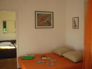 Apartments and Rooms Artemida