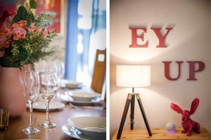 The Milton sleeps 8 close to York city centre pet friendly