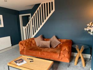 Rose Cottage, Windermere Centre, Lake Access