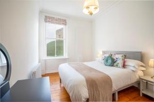 Peckitt Street Apartments