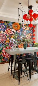 Chillax Apartment 3 - Spacious 3BR at District 1