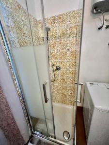 Alla Scalinata del Teatro Rossetti confort suites parcheggio