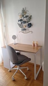 Blu & Marrone Suites-parking included