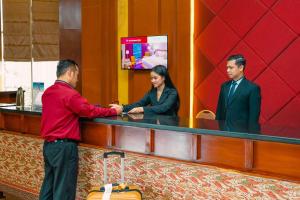 Best Western Mangga Dua Hotel & Residence