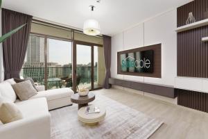 Luxe 1-Bedroom Elegance in Palace Residences