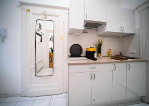 Margaret apartment 2