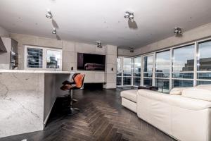 Black Pearl - Amazing City View, 130 sqm