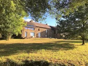 Ensemble de Maisons avec Vue sur la Nature - 雷东