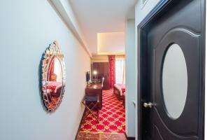 Cron Palace kosher Tbilisi Hotel