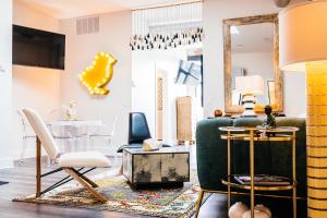 The Hive 205 Sweeter