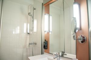 Hotels ibis Montpellier Centre Comedie : photos des chambres