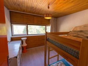 Appartements Appartement Vars, 2 pieces, 5 personnes - FR-1-330B-11 : photos des chambres