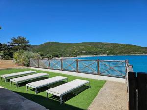 Villas Villa prestige au bord de l-eau- Misincu : photos des chambres