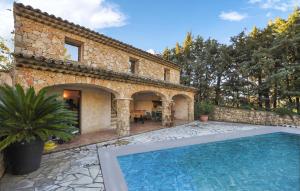 Lovely Home In Saint-Vallier-De-Thiey