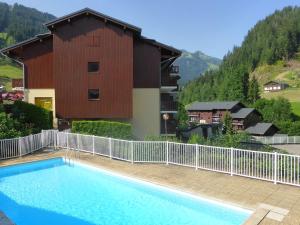 Appartement 4-6 pers, Beaufort, prox. pistes, piscine été, parking, animaux OK, bien équipé - FR-1-342-151