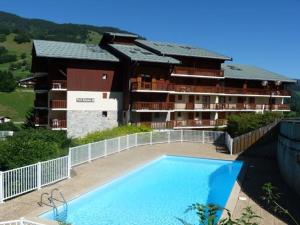 Appartement rénové au cœur d'Arêches-Beaufort, proche pistes, balcon plein sud, piscine, pour 4 pers. - FR-1-342-167