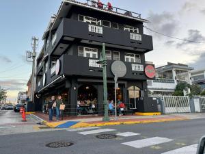 Spacious 2 BR, fully equipped kitchen close to Ferry, Unit 5