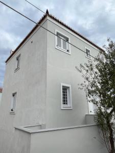 Modern Sea-View Maisonette in Spetses for 6 people