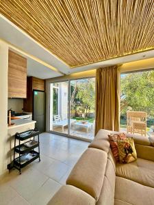 LAmina - Peaceful 1BR Retreat with Cold Jacuzzi