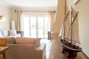 Beautiful Family T3 Townhouse with Pool Vilamoura