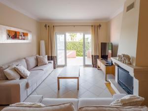 Beautiful Family T3 Townhouse with Pool Vilamoura