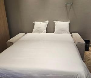 Hotels Hotel Apolonia Paris Montmartre; Sure Hotel Collection by Best Western : photos des chambres