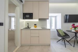 La Porta 1, seaview apartment in the center