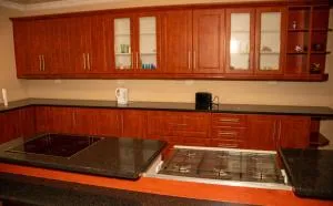 Lizpeter guest house - Elim