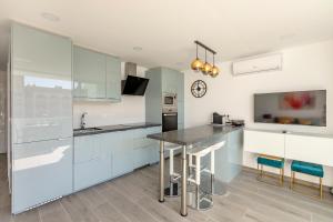 Chic & Stylish near Yumbo