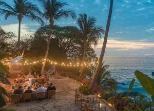 Beachfront Summer Villa - 巴亚尔塔港