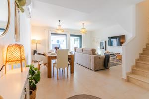 Pareado con piscina en el Rompido