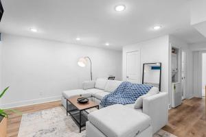 Modern Apartment in downtown dallas 2bed 2 bath