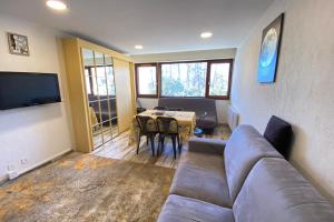 06BF - 7-person apartment facing the slopes