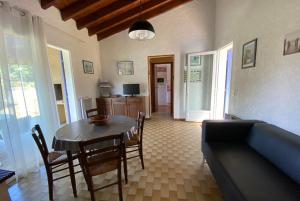 Maisons de vacances MAISON CRI-CRI a Ares : photos des chambres