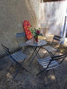 Maisons de vacances MAISON CRI-CRI a Ares : Maison de Vacances