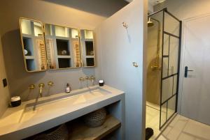 Villas VILLA ALHENA a Lege Bourg : photos des chambres