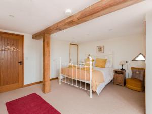6 Bed in Woodstock CC028