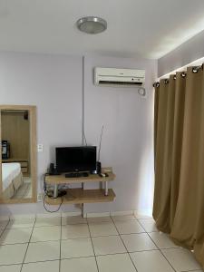 FLAT Golden Dolphin Express