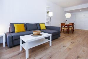 NEW QUEENS 2B Planetcostadorada