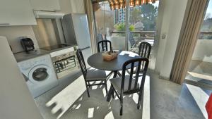 Appartements Studio parking fibre piscine Clim : photos des chambres