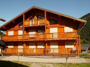 Appartement au pied des pistes, terrasse, calme, 4 pers, Arêches-Beaufort - FR-1-342-287
